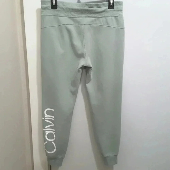 Calvin Klein sweat pants - Picture 2 of 4